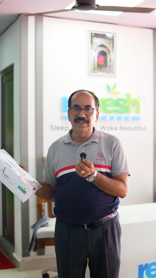 Refresh Mattress - Showroom launch, owner on camera